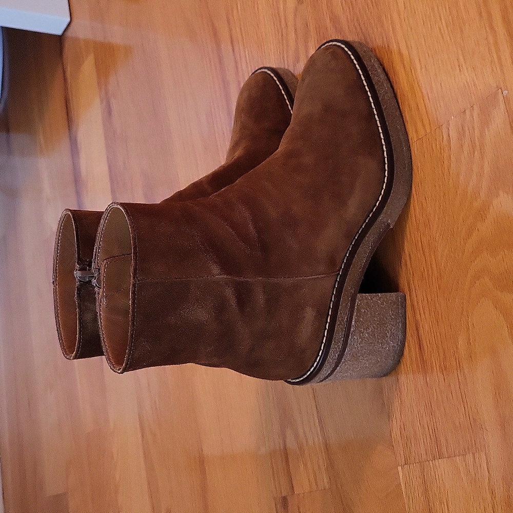 Alpe Light Brown Suede Heeled Boots